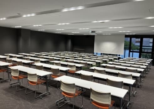 Meeting/Conference 会議/研修